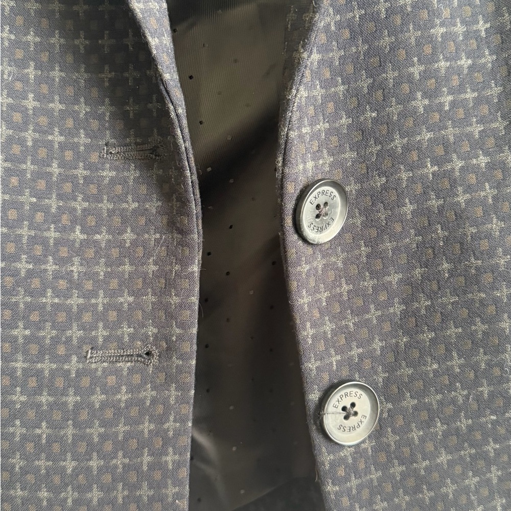 Express Black Micro-Pattern Two-Button Blazer - Picture 8 of 10